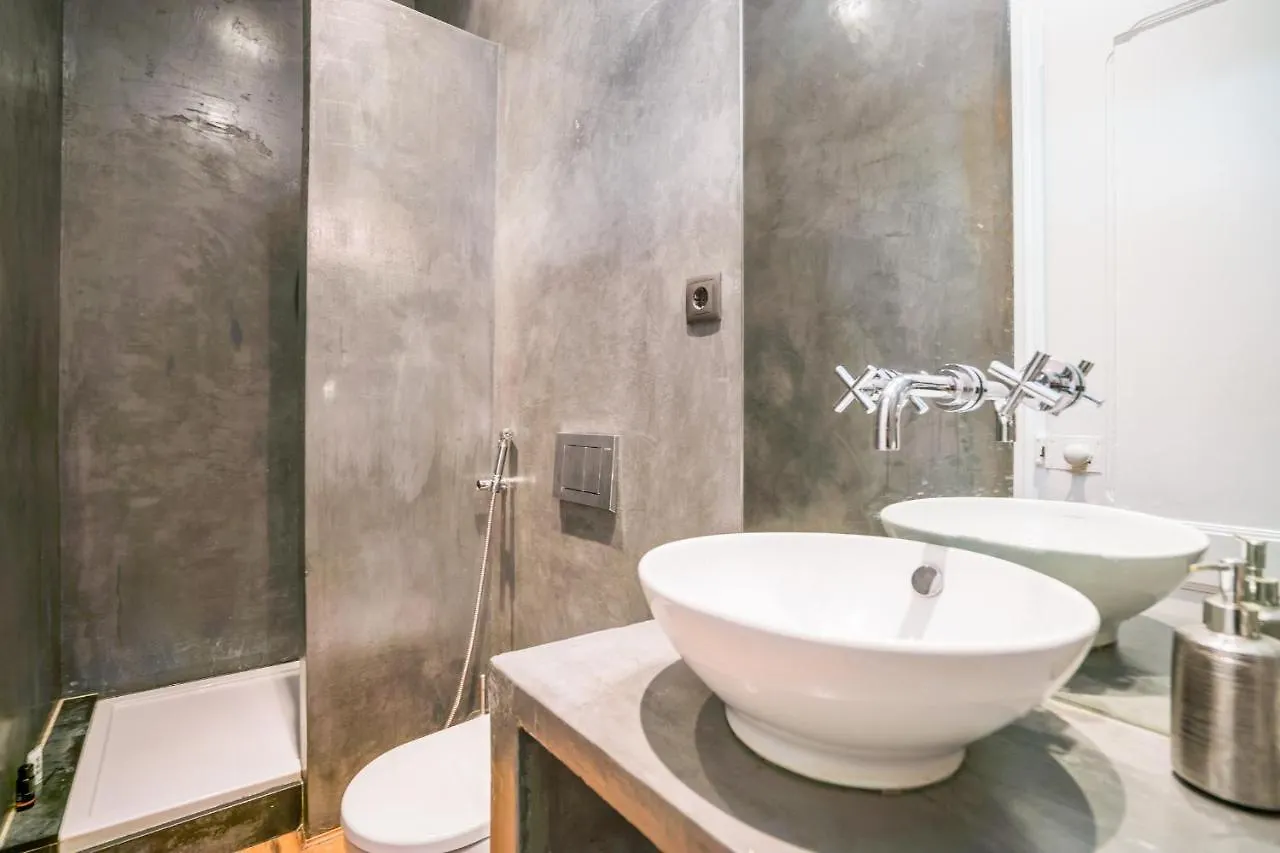 Apartment Estrela Neoclassical Apt- River View Lisbon