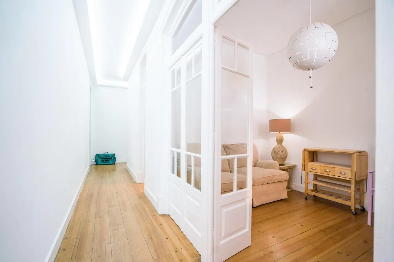 Daire Estrela Neoclassical Apt- River View Lisboa Portekiz